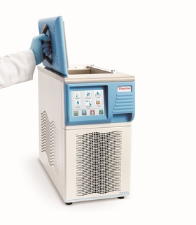 Thermo Scientific Versa Cool - termostat laboratoryjny - najnowszy zintegrowany system chłodzący